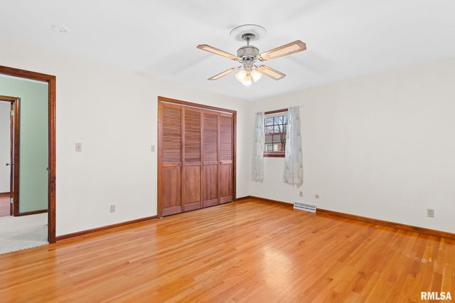 41 Belhaven Drive, Springfield, IL 62704