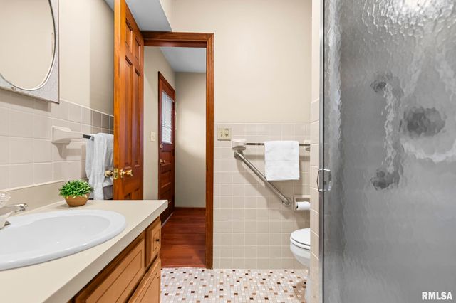 41 Belhaven Drive, Springfield, IL 62704