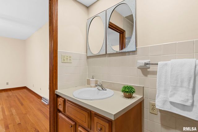 41 Belhaven Drive, Springfield, IL 62704