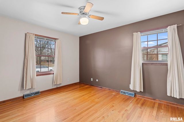 41 Belhaven Drive, Springfield, IL 62704