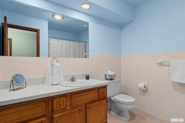 41 Belhaven Drive, Springfield, IL 62704