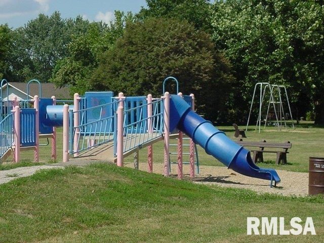 41 Belhaven Drive, Springfield, IL 62704