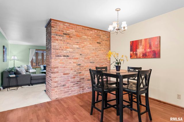 41 Belhaven Drive, Springfield, IL 62704