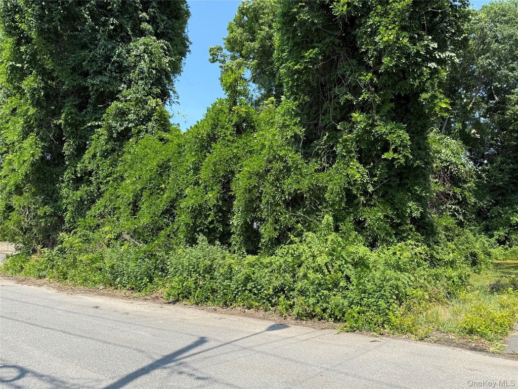 53 Spruce Street, Wyandanch, NY 11798 — exterior
