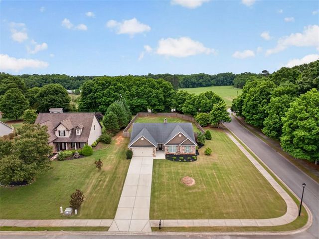 20 Overlook Lane, Jefferson, GA 30549