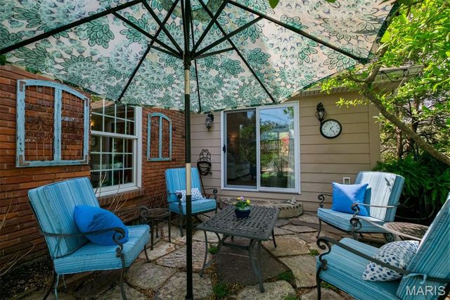12225 Carberry Place, Town And Country, MO 63131