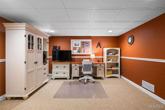 12225 Carberry Place, Town And Country, MO 63131