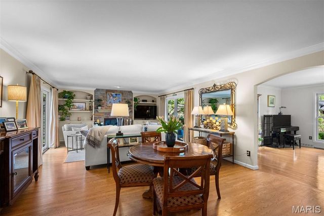 12225 Carberry Place, Town And Country, MO 63131