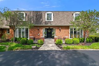 12225 Carberry Place, Town And Country, MO 63131