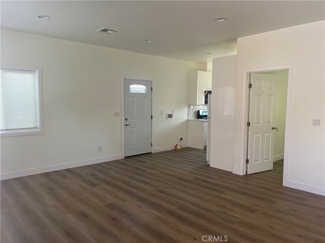 9432 Emperor Avenue B, Temple City, CA 91780