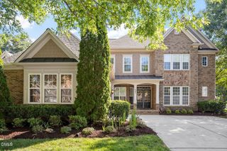 902 Ravendale Place, Cary, NC 27513