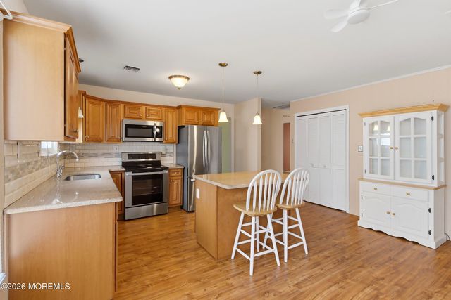 246 N Barbados Drive N, Toms River, NJ 08757