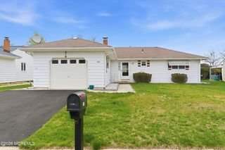 246 N Barbados Drive N, Toms River, NJ 08757