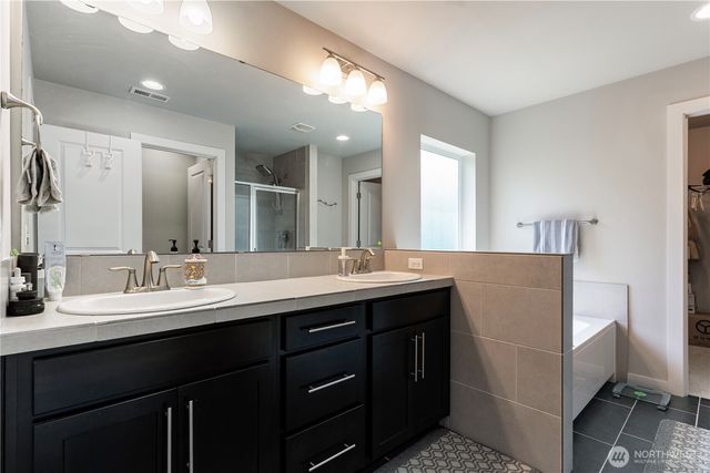 10053 56th Avenue NE, Marysville, WA 98270