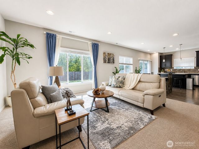 10053 56th Avenue NE, Marysville, WA 98270