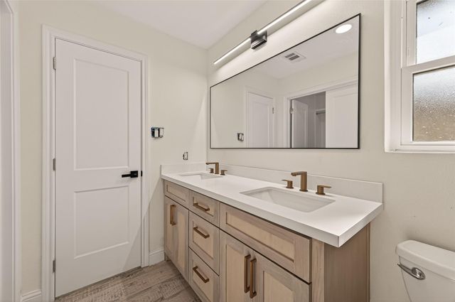 3301 Park Meadows Avenue, Deer Park, TX 77536