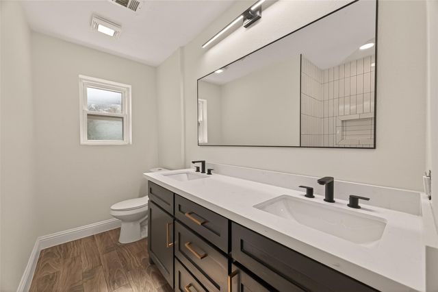 3301 Park Meadows Avenue, Deer Park, TX 77536