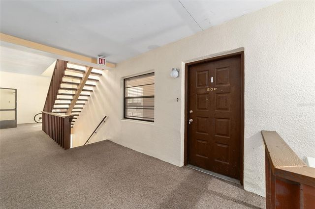 3401 E FORT KING STREET 202, Ocala, FL 34470