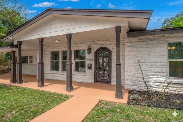 1153 GARRATY RD, Terrell Hills, TX 78209