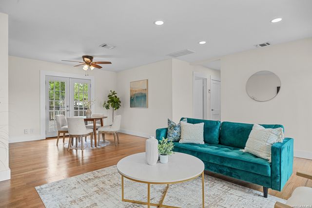 1153 GARRATY RD, Terrell Hills, TX 78209