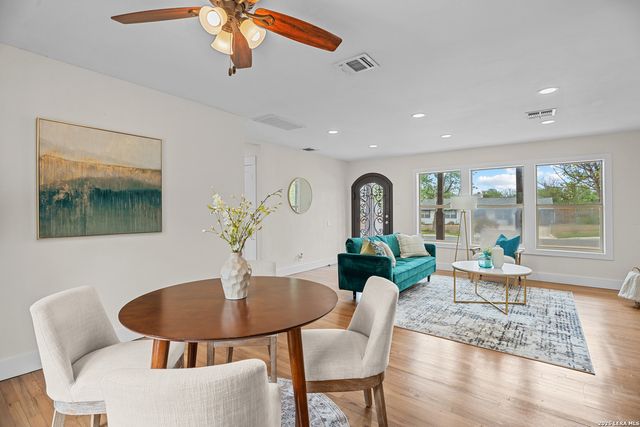 1153 GARRATY RD, Terrell Hills, TX 78209