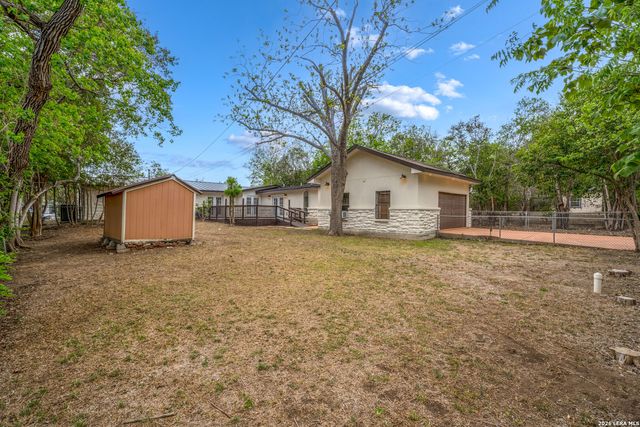 1153 GARRATY RD, Terrell Hills, TX 78209