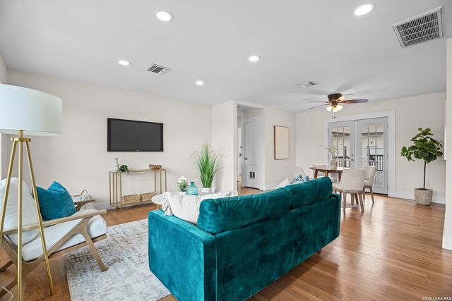 1153 GARRATY RD, Terrell Hills, TX 78209