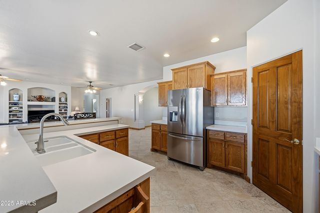 21280 W VISTA ROYALE Drive, Wickenburg, AZ 85390