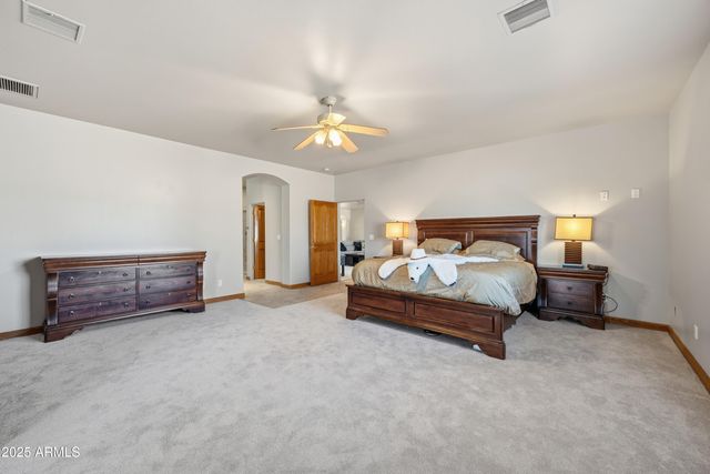 21280 W VISTA ROYALE Drive, Wickenburg, AZ 85390