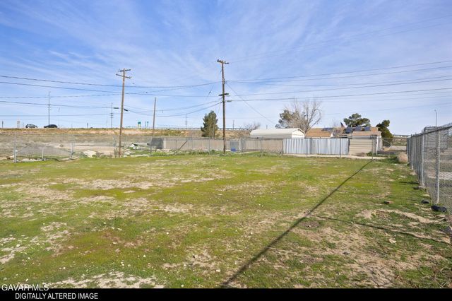 2930 Acacia Street, Rosamond, CA 93560