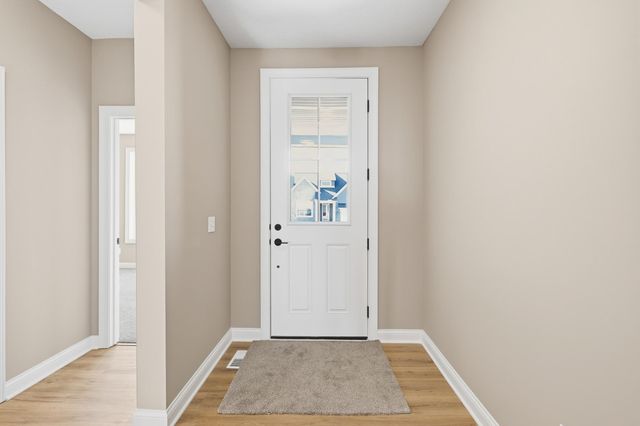 17936 Gresford Lane, Lakeville, MN 55044