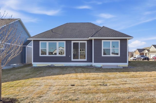 17936 Gresford Lane, Lakeville, MN 55044