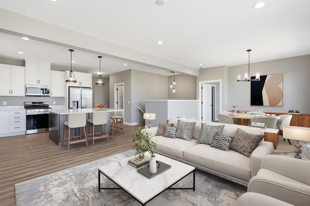 17936 Gresford Lane, Lakeville, MN 55044