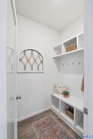 18166 Veronica Ct, Moseley, VA 23120