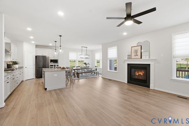 18166 Veronica Ct, Moseley, VA 23120