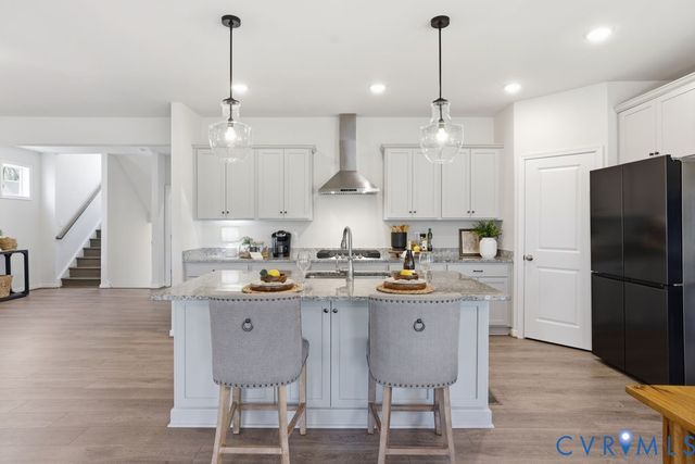 18166 Veronica Ct, Moseley, VA 23120