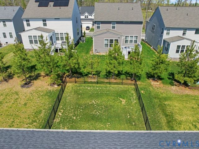 18166 Veronica Ct, Moseley, VA 23120