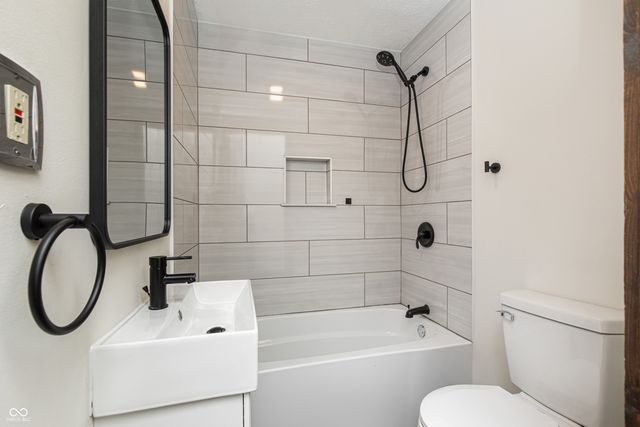 2107 N Pennsylvania Street 4, Indianapolis, IN 46202