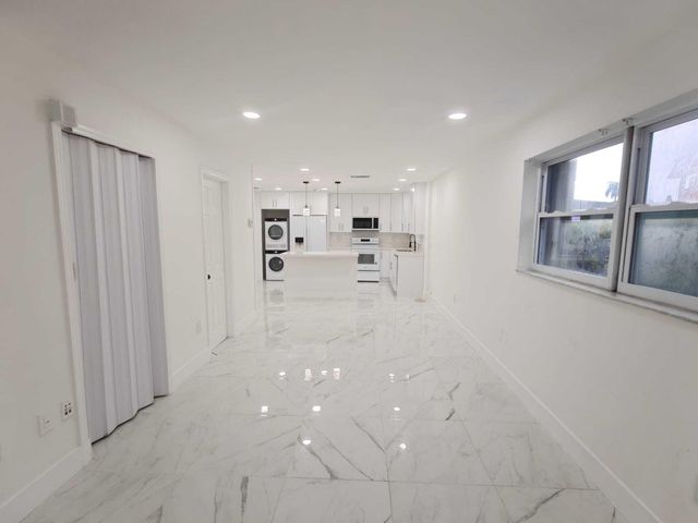 6607 WINFIELD Boulevard 47, Margate, FL 33063