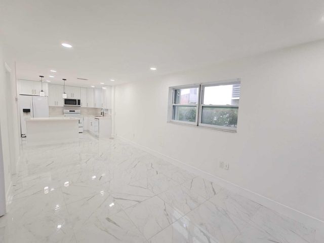 6607 WINFIELD Boulevard 47, Margate, FL 33063