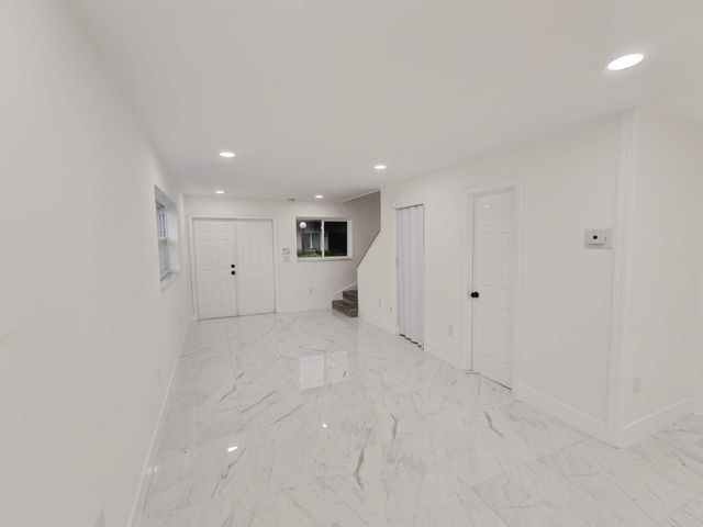 6607 WINFIELD Boulevard 47, Margate, FL 33063