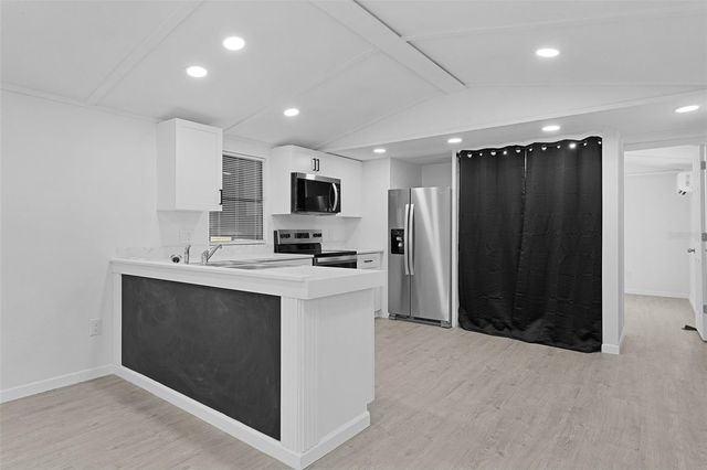 33514 LUANA COURT, Leesburg, FL 34788