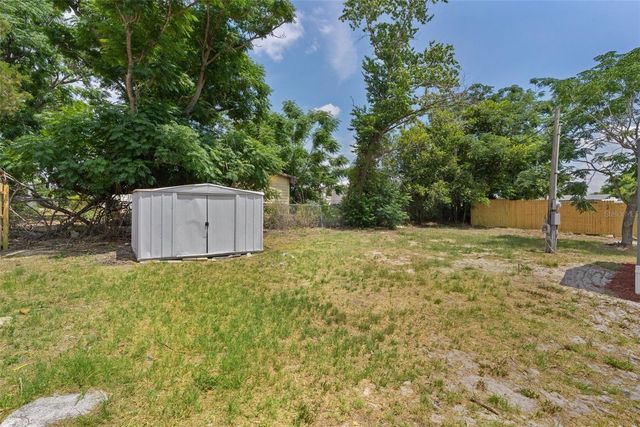 33514 LUANA COURT, Leesburg, FL 34788