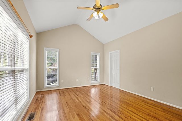 102 Brookstone Way, Central, SC 29630