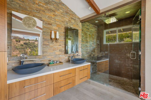 3770 Glenridge Drive, Sherman Oaks, CA 91423