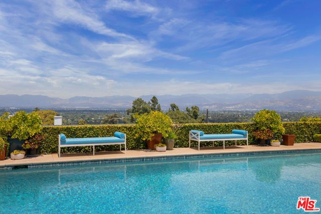 3770 Glenridge Drive, Sherman Oaks, CA 91423