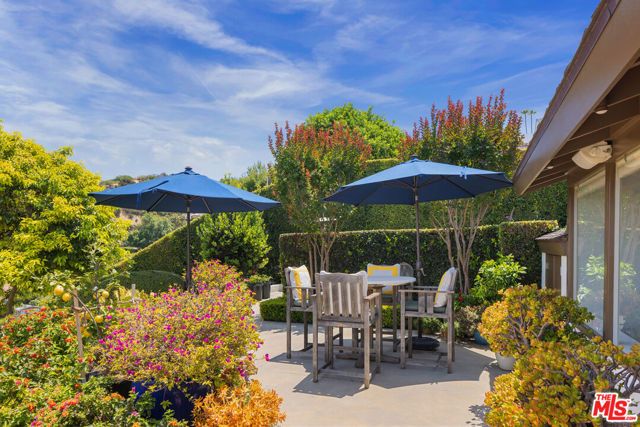 3770 Glenridge Drive, Sherman Oaks, CA 91423