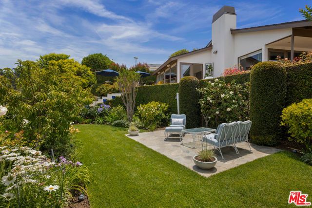 3770 Glenridge Drive, Sherman Oaks, CA 91423