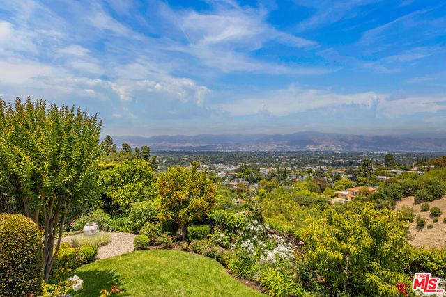3770 Glenridge Drive, Sherman Oaks, CA 91423