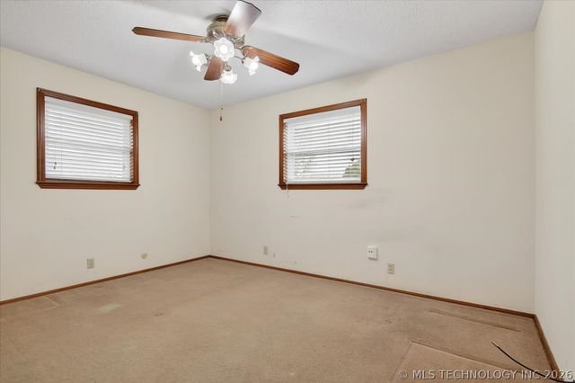 6413 BELMONT Road, Bartlesville, OK 74006